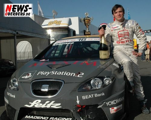So sehen Sieger aus Bastian Kolmsee mit seinem Seat Leon Supercopa der
