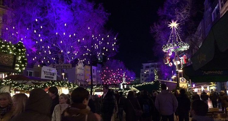Der Weihnachtsmarkt! Ein Paradies für Taschendiebe. Neun Fälle am Wochenende | Polizei Oberhausen