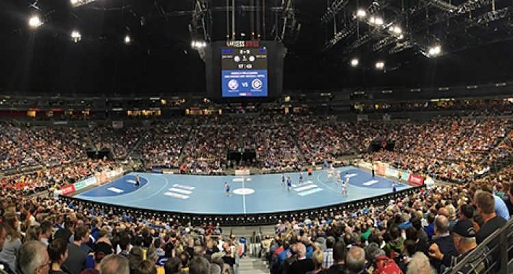 Handball Umzug für den BHC in die Lanxess Arena hat sich gelohnt! Netto-Ertrag von 45.051,93 Euro
