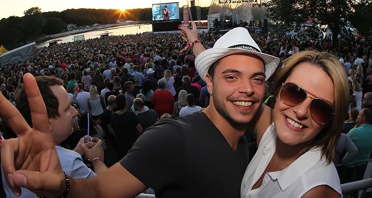 Colonia Ole 2015: Über 20.000 feierten in Köln am Fühlinger See | Größte kölsch Musik Party im Rheinland | Sa. 27.06.2015