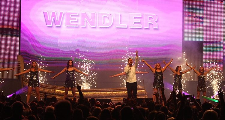 Michael WENDLER in Concert 2015 | Rund 5.000 Popschlagerfans feierten DAS! Pop-Schlager Konzert | Arena Oberhausen Sa. 26.09.2015