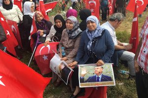 2016 07 31 erdogan pro demo koeln 05 ntoi deutzer werft
