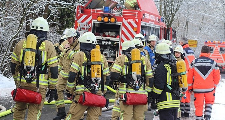 MeinFachmann.de präsentiert! Wiehl: Einsatz unter Atemschutz für die Feuerwehr! Vermutlicher Brand konnte schnell eingedämmt werden | Mit Video!
