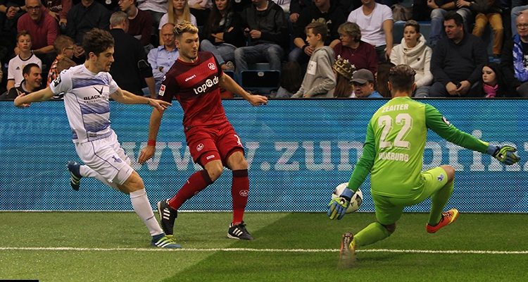 Gummersbach: MSV Duisburg gewinnt Hallenfußball-Turnier schauinsland-Reisen-Cup in der Schwalbe Arena