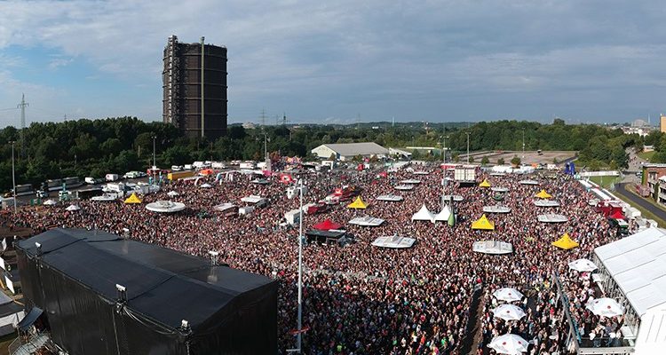 Die 90 live Oberhausen: 30.000 Zuschauer begeistert von der größten 90er Open Air Party Deutschlands | Mit Aftermovie der Live Acts!