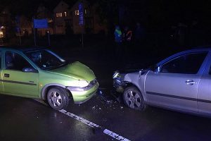 2017 10 26 ntoi pkw unfall bergneustadt suedring polizei oberberg