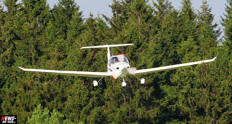 Köln: Cessna nach technischem Defekt auf Feld notgelandet