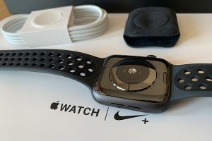 2018 10 05 ntoi 01 apple watch series4 nike plus 44mm black lte