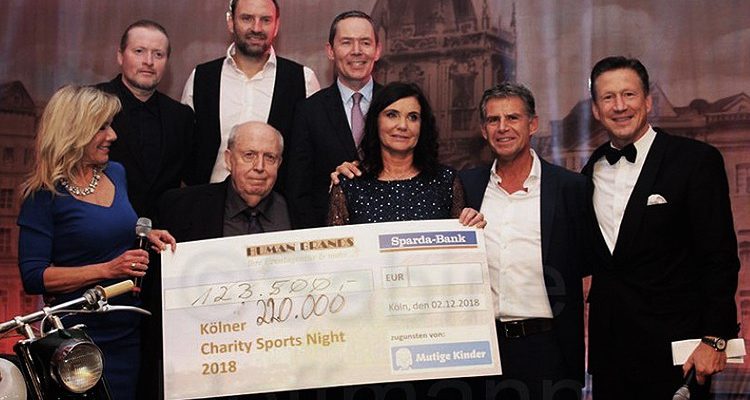 Kölner Charity Sports Night 2018: Prominente sammelten unter dem Motto Feiern und Gutes tun 220.000 Euro für den Verein Mutige Kinder