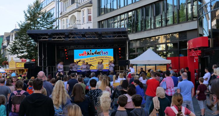 Weltkindertag 2023 in Gummersbach: Tierparade wird schätzungsweise 8.000 große und kleine Gäste an locken