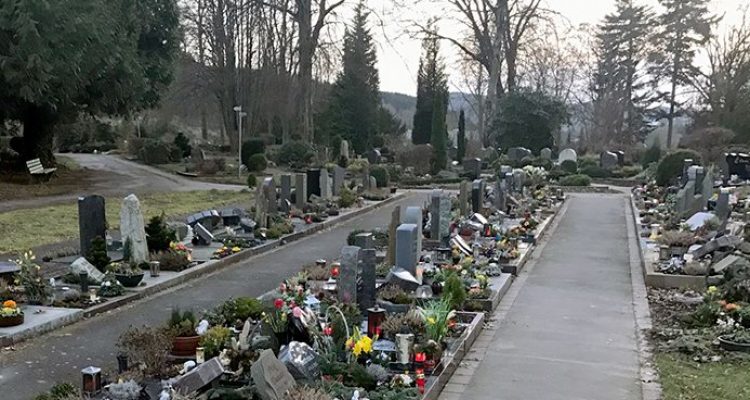 Vandalismus auf dem Friedhof (Radevormwald)