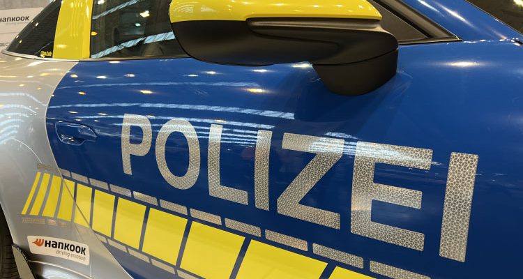 22-Jähriger versucht Polizisten zu beißen (Wipperfürth) Zur Ausnüchterung in Zelle