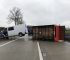Mobile Pommesbude blockiert A44 bei Bielefeld