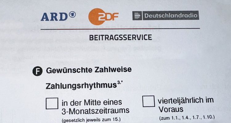 GEZ-Schock! Heimlicher Plan: ARD will 25,19 Euro pro Monat – und Österreich senkt den Beitrag auf 15 Euro