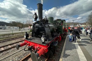 bergischer loewe ntoi 11 dampflock historische lokomotive wiehl dieringshausen eisanbahnmuseum