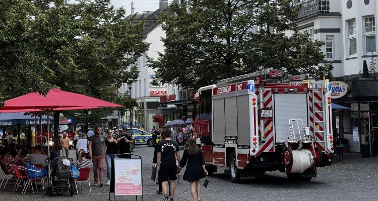 Brandgeruch in der Gummersbacher Innenstadt: Feuerwehr im Einsatz