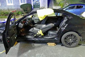 Unfall in Hückeswagen: 2 Verletzte! B-Säule des BMW durch Feuerwehr entfernt (Unerwartetes Bremsmanöver)