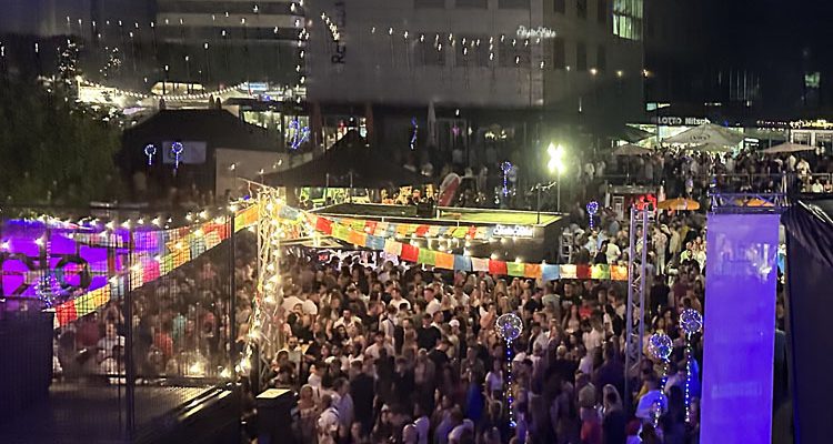 Stadtfest Lüdenscheid (2023) Strum Out rockte unter freiem Himmel beim Fest der Vereine!
