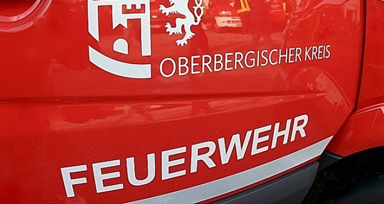 Überörtliche Hilfe (Hochwassereinsatz) Gemeinsam gegen die Flut. Feuerwehren aus Lindlar, Morsbach und Wiehl in Niedersachsen