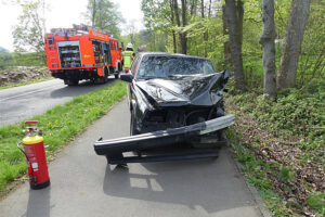 Sekundenschlaf (Engelskirchen) Unfall: Frontalzusammenstoss auf L136 (Albertsthal) in Grünscheid